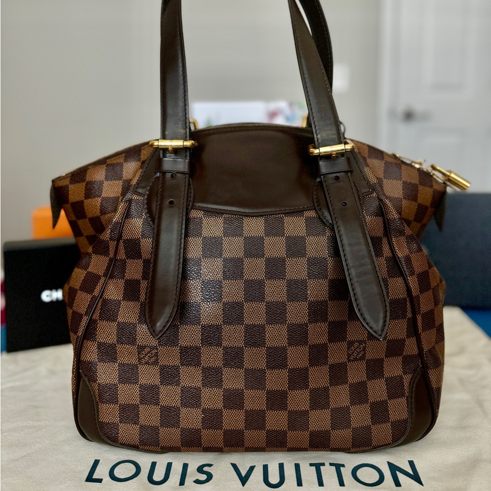 LV Damier Verona handbag
